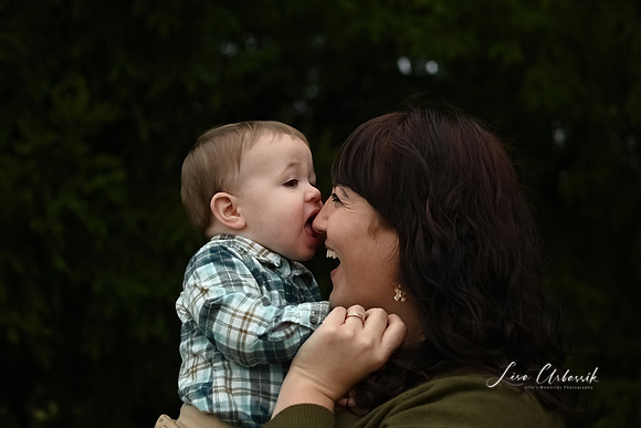 Family (16)