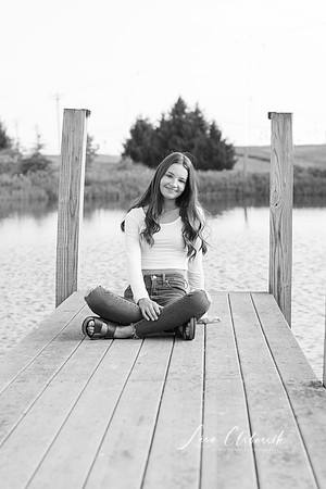 Jess (100)