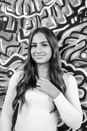 Maggie (16)